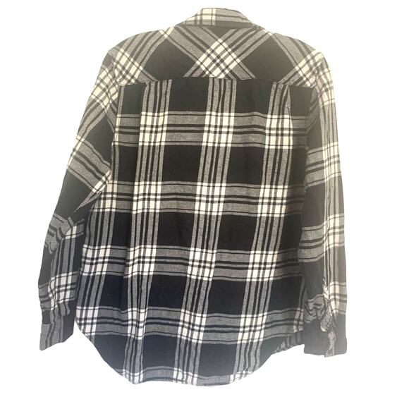 Urban Outfitters Boyfriend Shirt M Womens Black Plaid Button Up Flannel Cowgirl - Picture 2 of 6